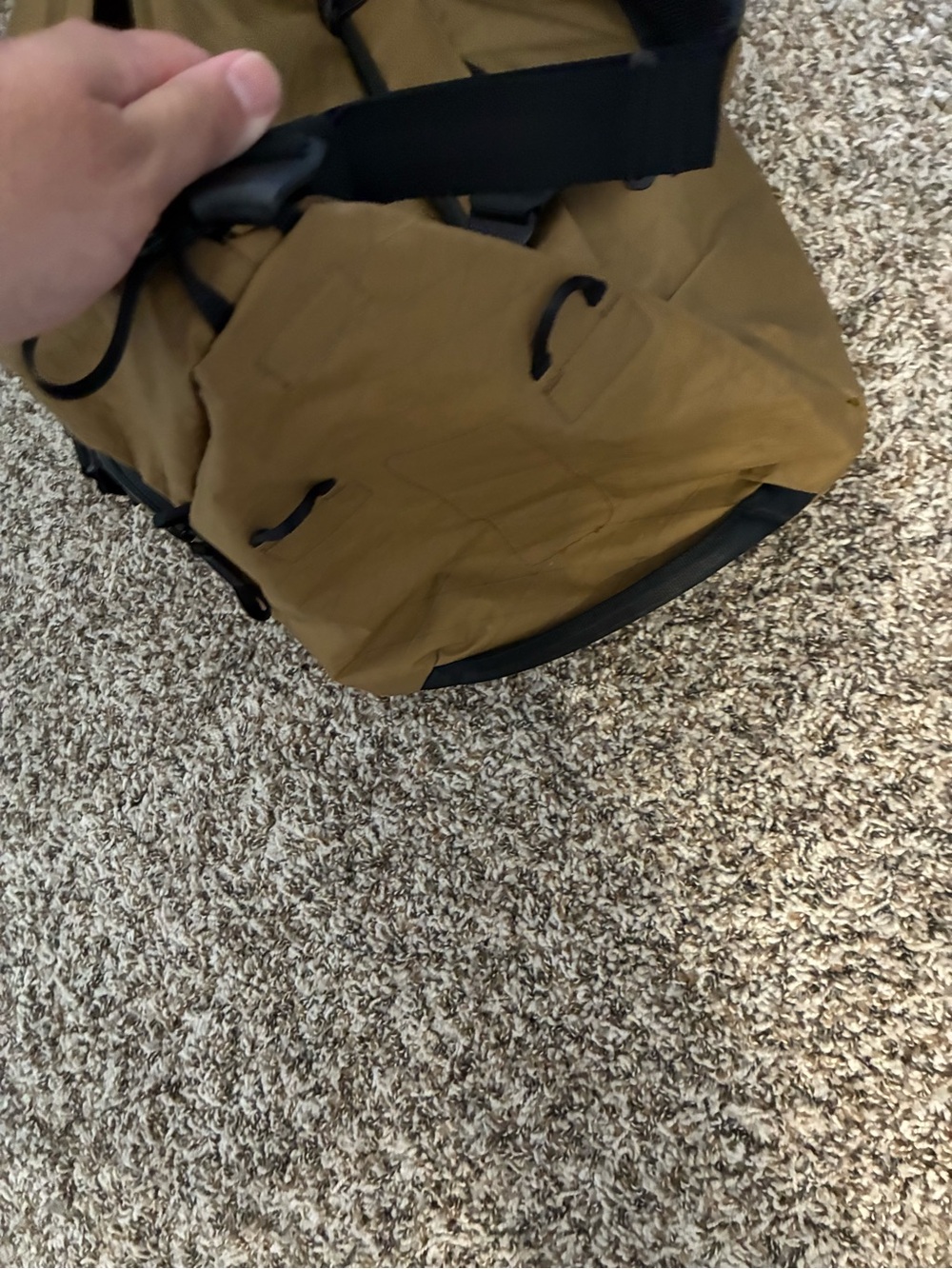 Peak design x Huckberry 35L coyote tan duffel bag - Picture 8 of 8
